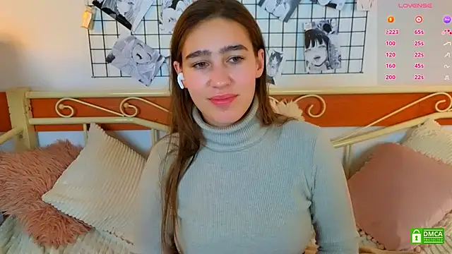 _eliizabeth_ (F teen) - Strip to lingerie and glitter