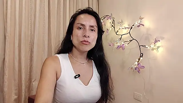 Bella_Exhibition webcam