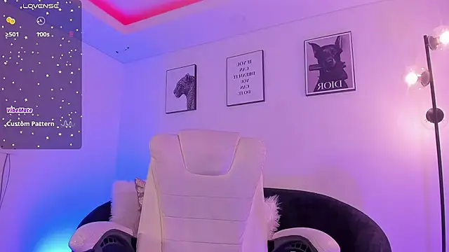 cristaljohnson1 webcam