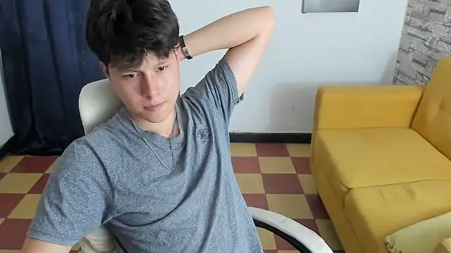 daniel_leon live sex cam