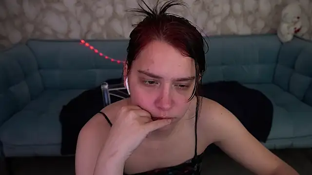 liviashy - LiviaShy's free webcam - UK Sex Cams