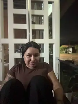 Pretty_Isadora webcam