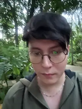 dylan_finn (M young) - Take off your shirt in public