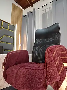 oliver_bigblack_cock (M young) - bathe your eggs in oil