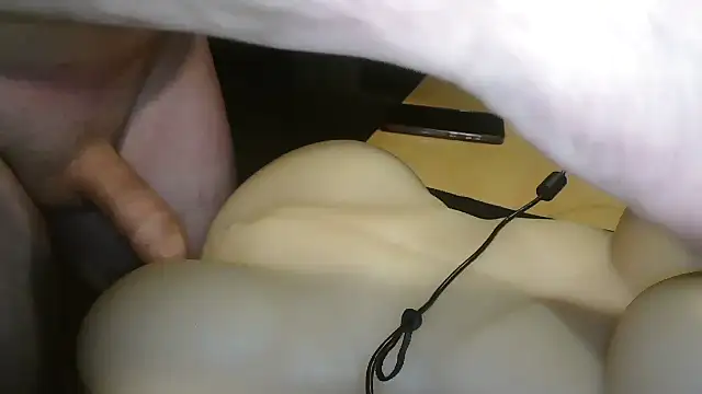 defttonguexxx webcam