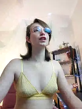 elise_nyx (F young) - 🍓Fucking my pussy HARD🍓NAKED