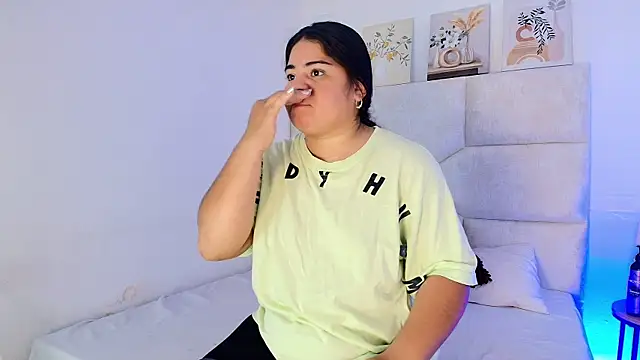 elizawiliamst webcam