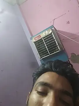 ItsPlayboy031 webcam