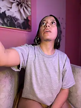 DulceLatinaxo webcam