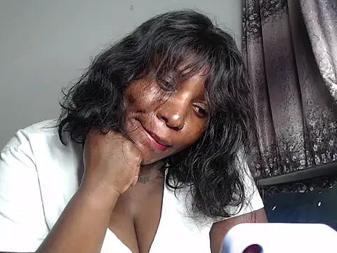 Whimsicalwillow webcam