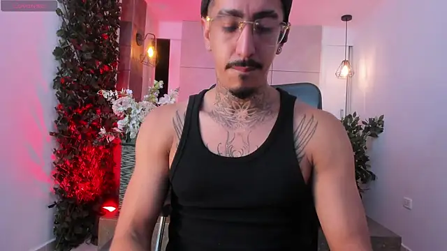 Donovan_Desmond webcam