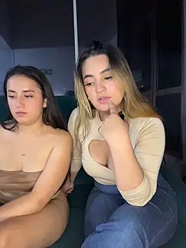 Antonella_Julieta webcam