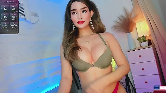 Queen_Of_all_Media webcam