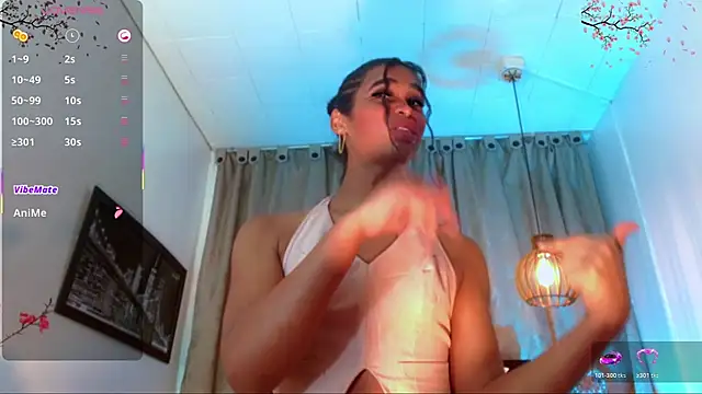 katha_Crawford webcam