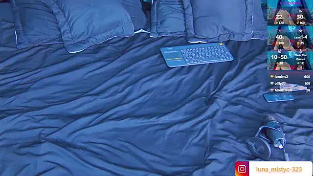 Lunamistyc webcam