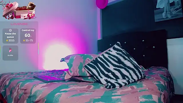 Kendall_hornyy webcam