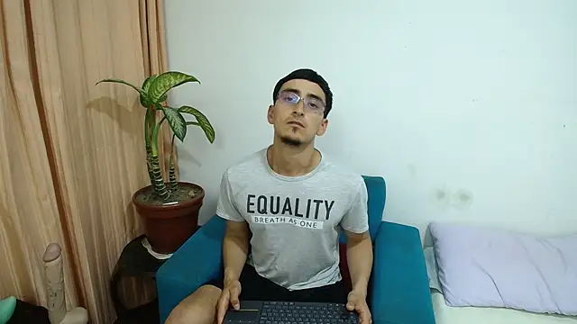 versatileguuy webcam