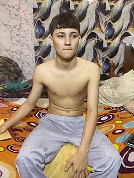 artursmith (M twink) - show cum