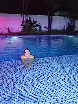 Pretty_Julieta webcam