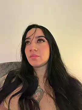 EmmyEvans1 live sex cam