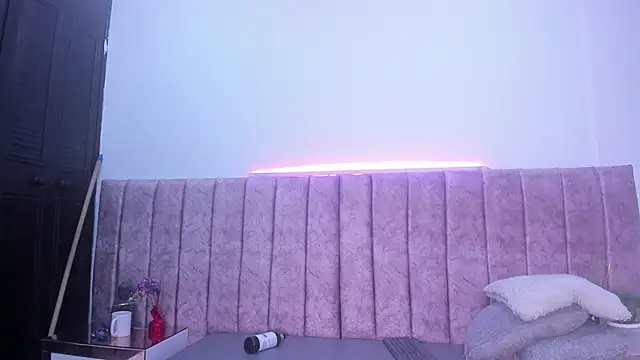 Dahlia_rossee webcam