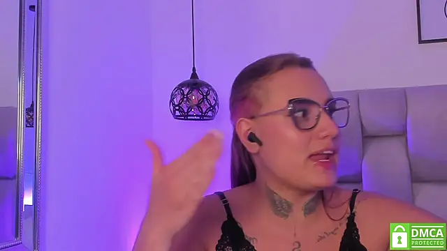 Susan-Sweet-7 webcam