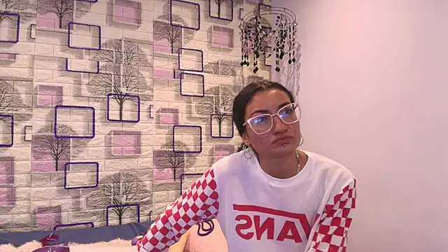 Samanthaa_Evanss webcam