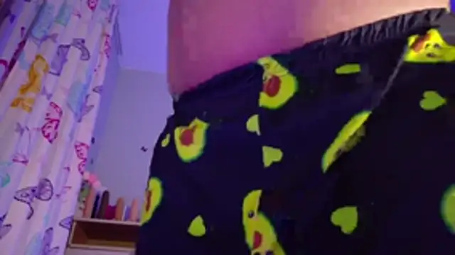 NicolleTaylor webcam