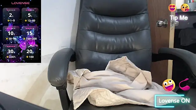 sweettmiah (F young) - cum or squirt