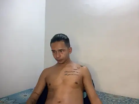 bliinkii_and_luka_ webcam