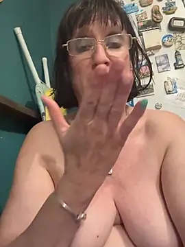 DeliciousDebbie_ webcam