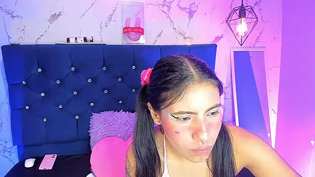 Dakotaa_Johnson webcam