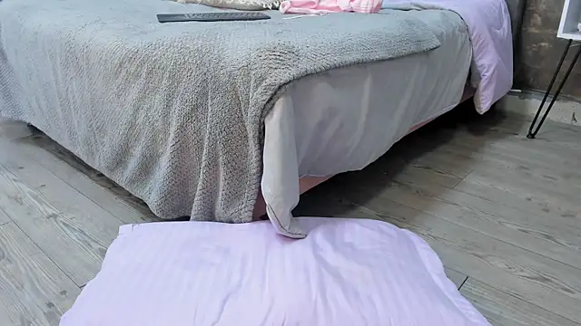 isa_lancaster live sex cam