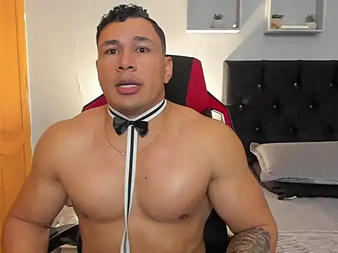 tyler_hank01 live sex cam