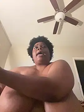 bigmama_deshayyy webcam