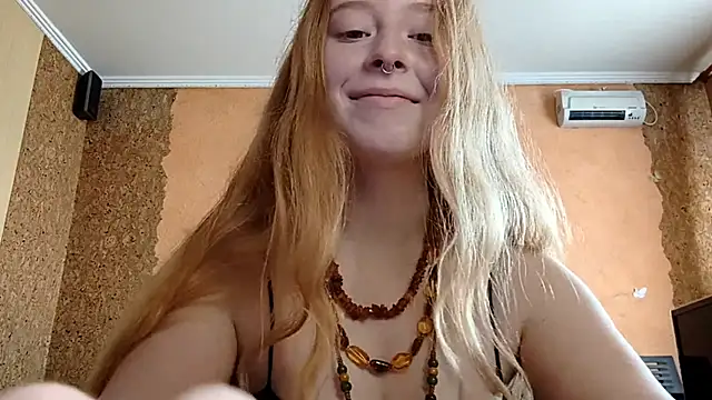KateVibe_01 webcam