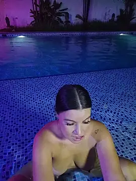 Pretty_Julieta webcam