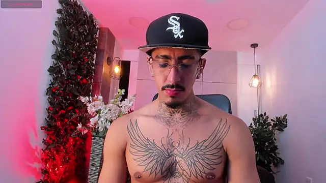 Donovan_Desmond webcam