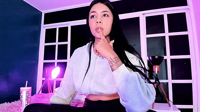 antonellarossi - AntonellaRossi's free webcam - UK Sex Cams