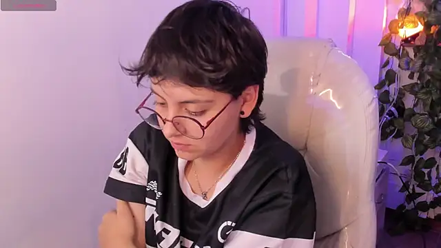 nathaly_ds - Nathaly_ds's free webcam - UK Sex Cams