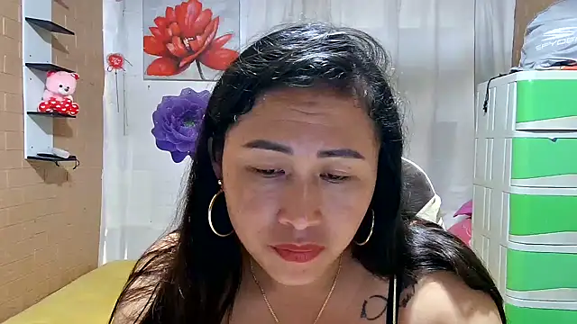 Filipina_Desire webcam