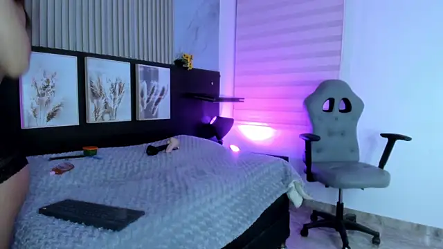 Scarlet_Gracee webcam