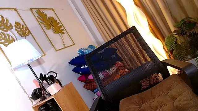 misslexielore88 (T young) - HEY DADDY SUCK ME HERE SO DEEP