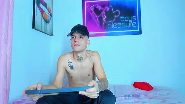 pleasure_boys_hot - Pleasure_boys_hot's free webcam - UK Sex Cams