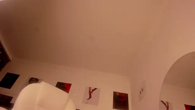 valkyria_12 - Valkyria_12's free webcam - UK Sex Cams