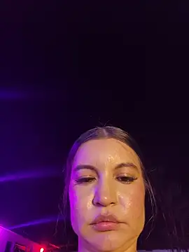 Pretty_Julieta webcam