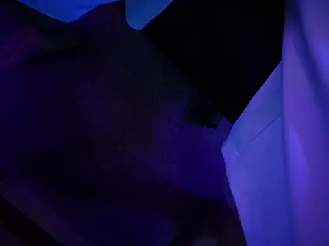 chronic_vibez webcam