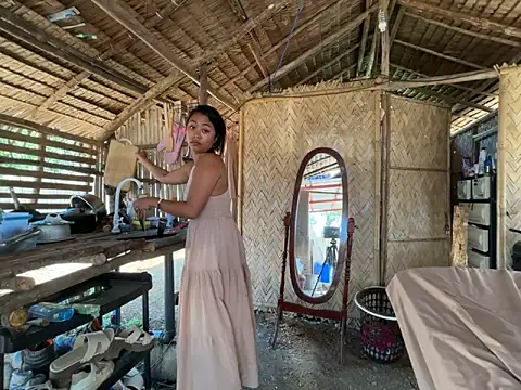 Juliet_official_pro webcam