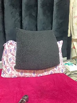 Littlebunny33 webcam