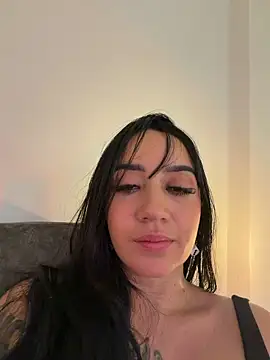 emmyevans1 - EmmyEvans1's free webcam - UK Sex Cams